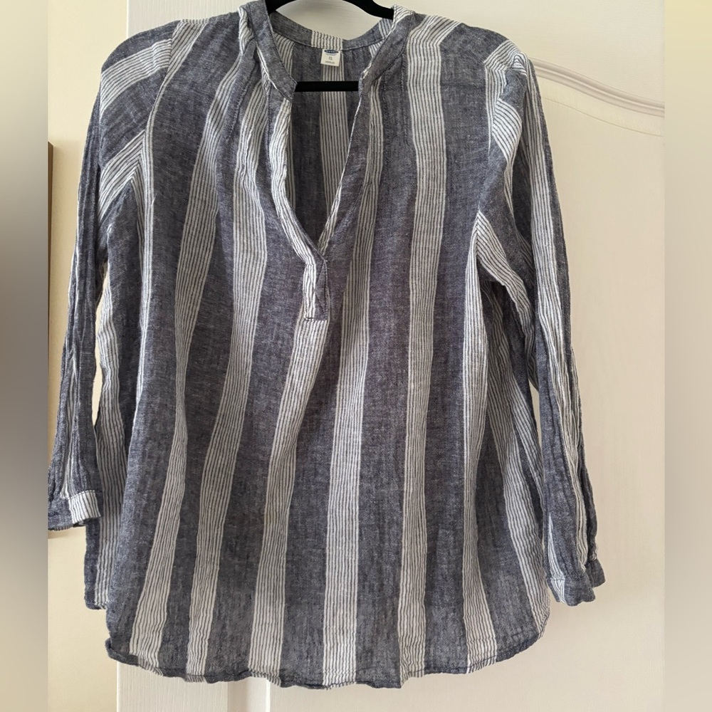 Ladies linen top